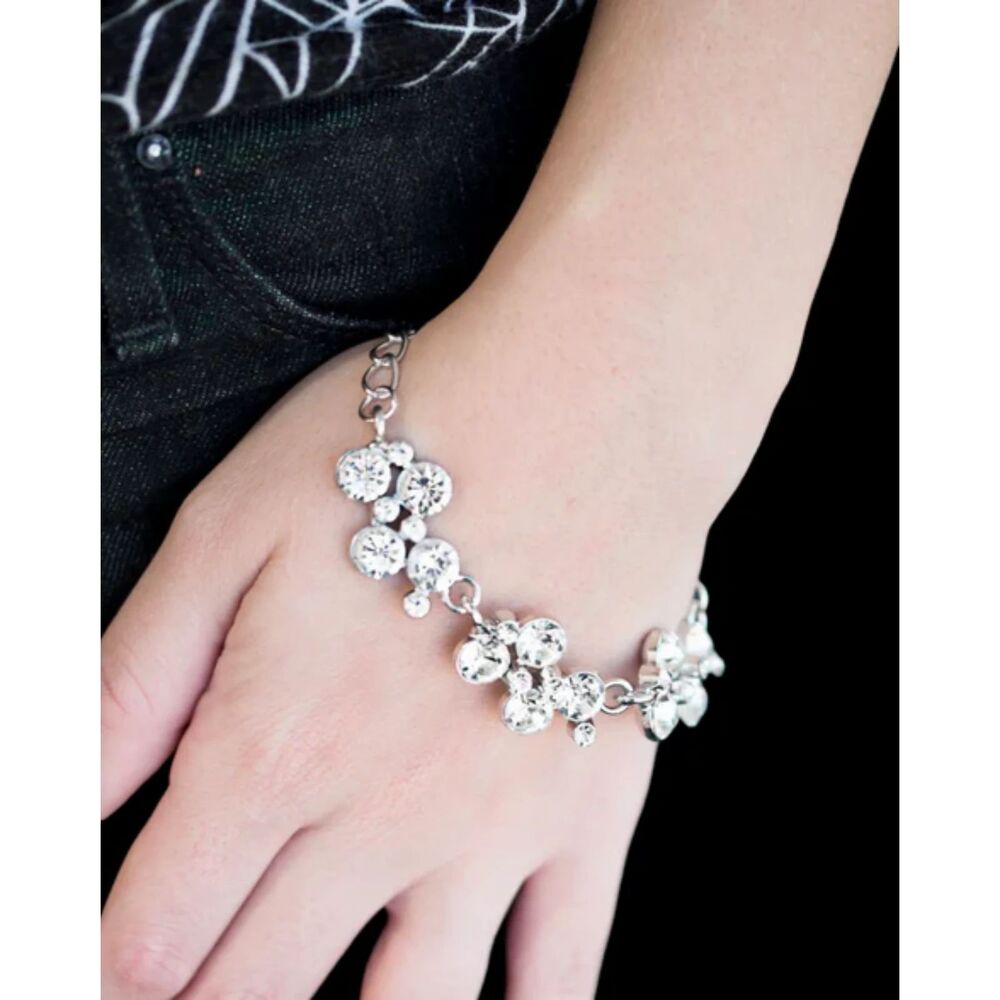 Old Hollywood White Bracelet (149)